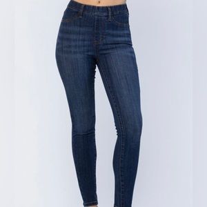 TANIA High Waisted Jeggings by Judy Blue